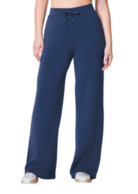 AirEssentials Wide Leg Pant