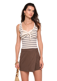 Mela Short