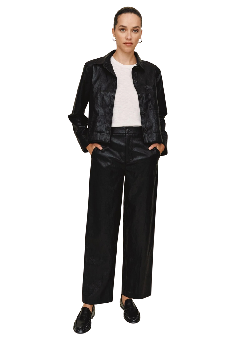 Crop Pocket Button Down