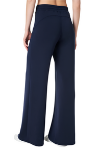 AirEssentials Wide Leg Pant