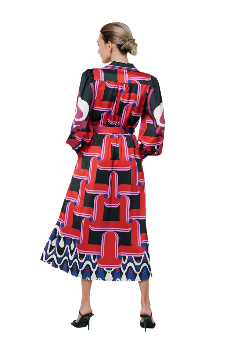 Jessenia Engineered Swirl Shirt Dress