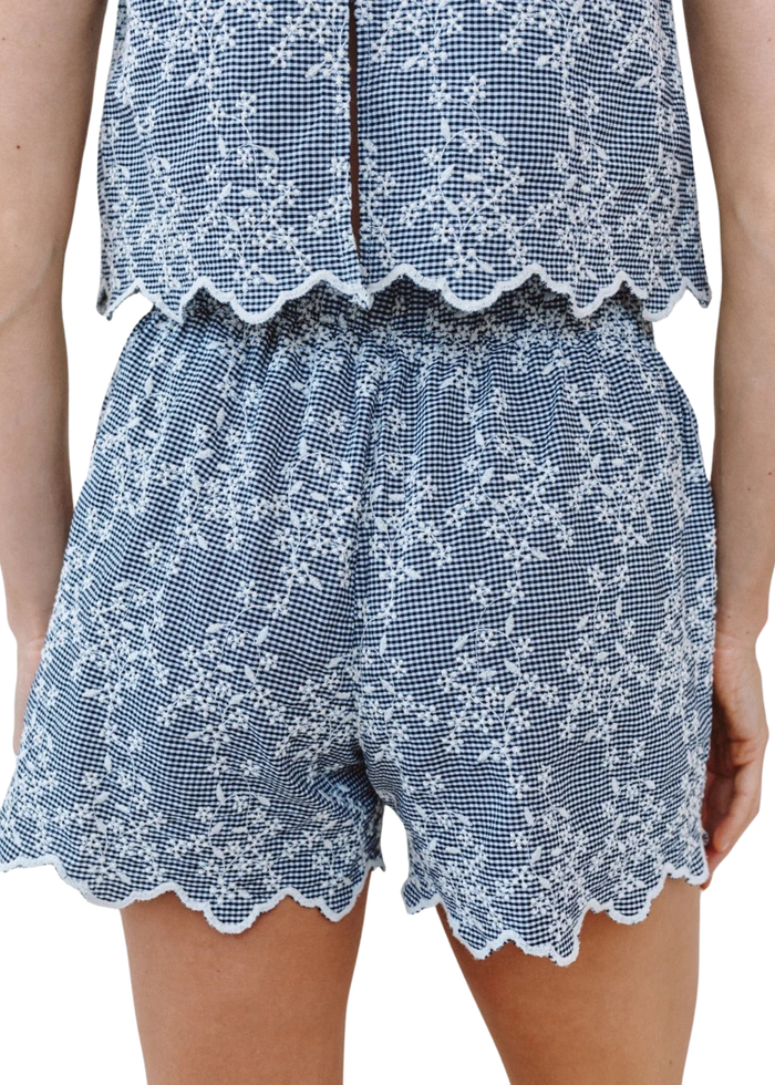 Scallop Border Catalina Short