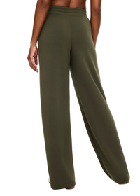 Pleated Wide Leg Pant