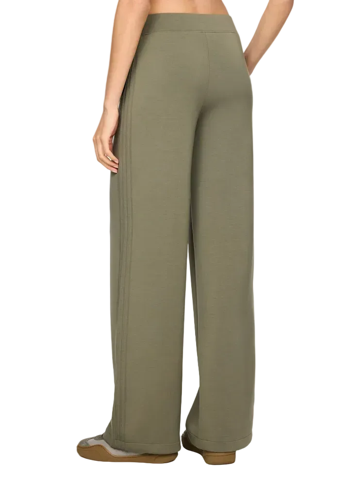 Pintuck Wide Leg Pant