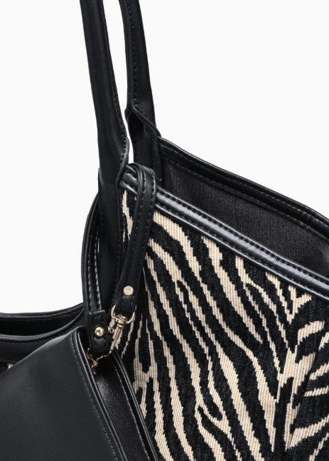 Delilah - Zebra Tote