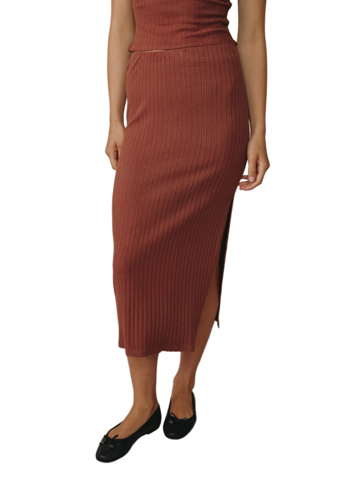 Clean Waist Knit Skirt w/ Side Slit - Autumn Amber