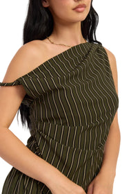 One Shoulder Twist Sleeve Top