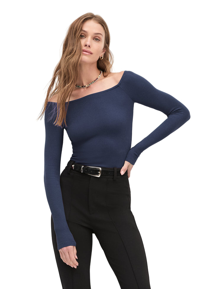 Sara Top
