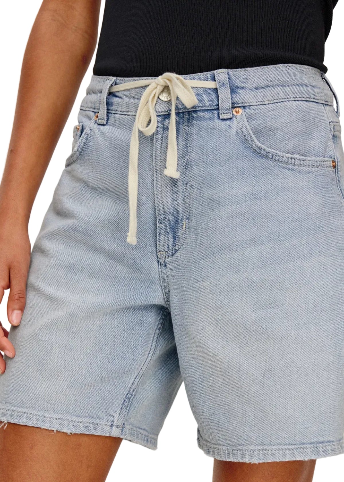 Dume Short