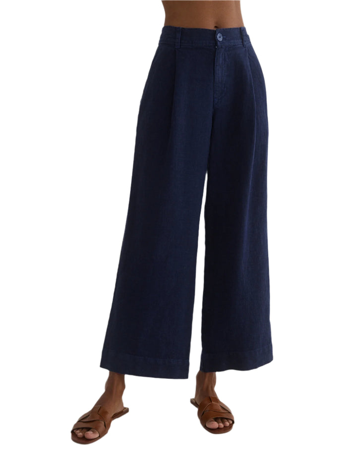 Pleated Wide Leg Ankle Pant