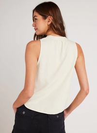 Sleeveless Pullover