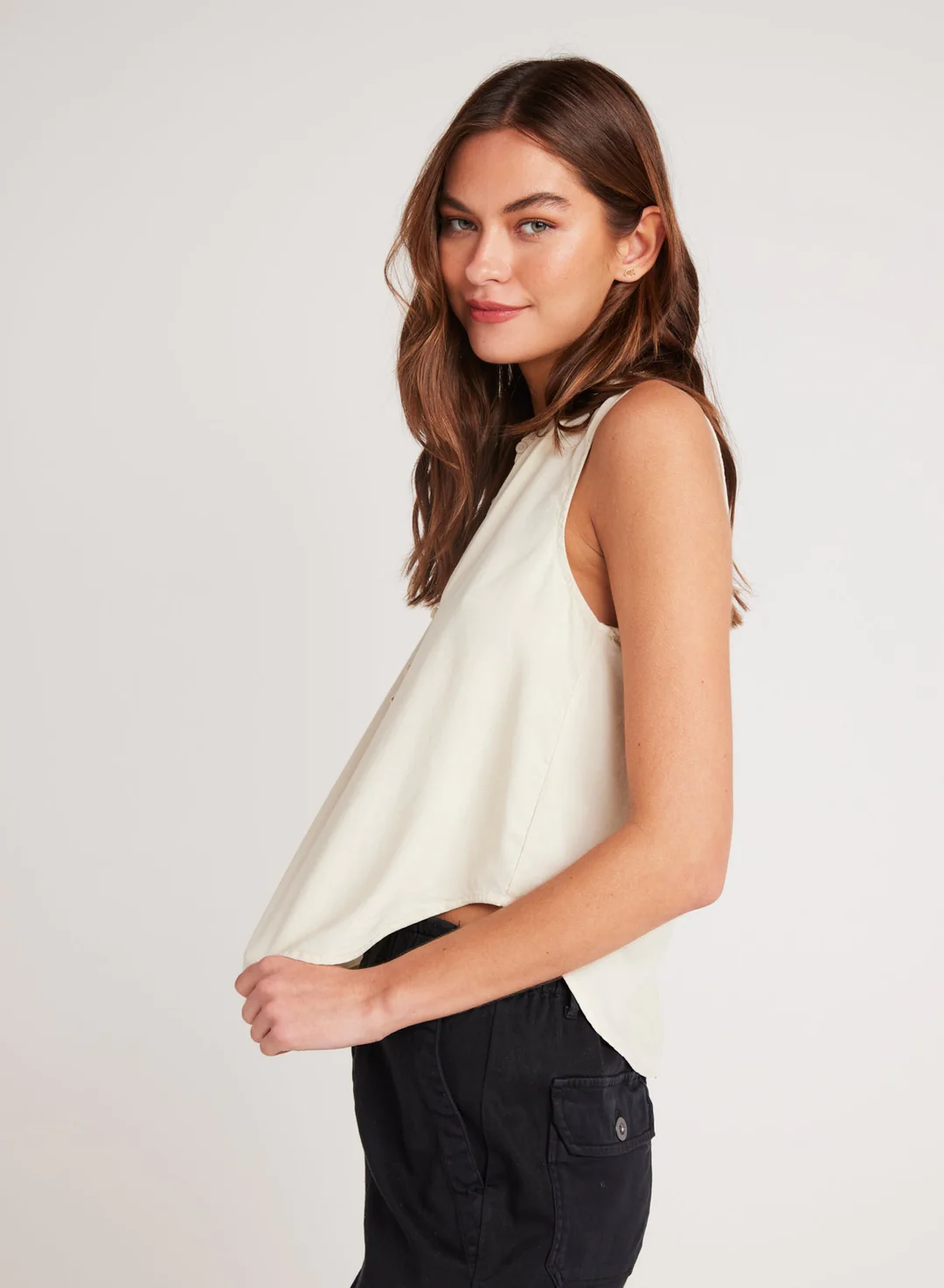 Sleeveless Pullover