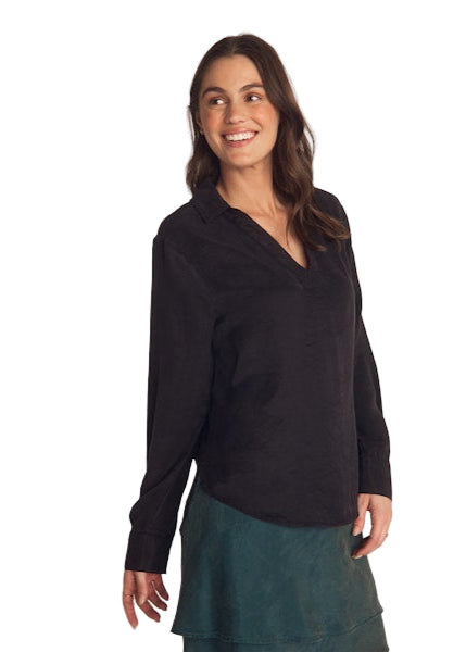Clean Front Pullover