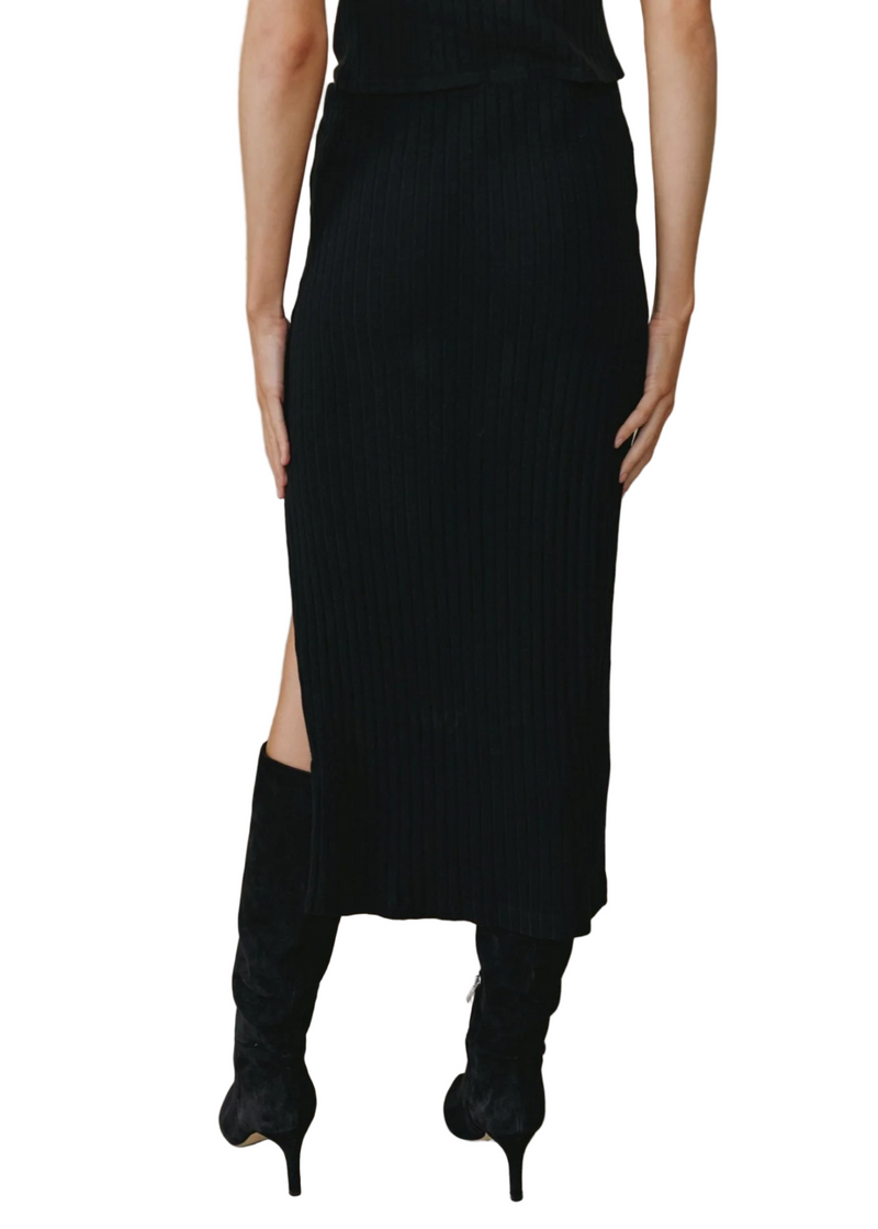Clean Waist Knit Skirt w/ Side Slit - Black