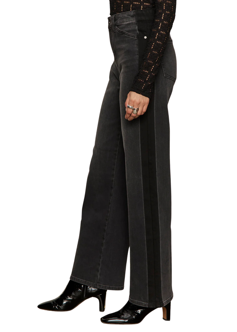 Tuxedo Relaxed Straight