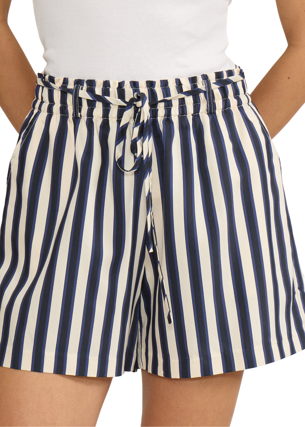 Erin Relaxed Short