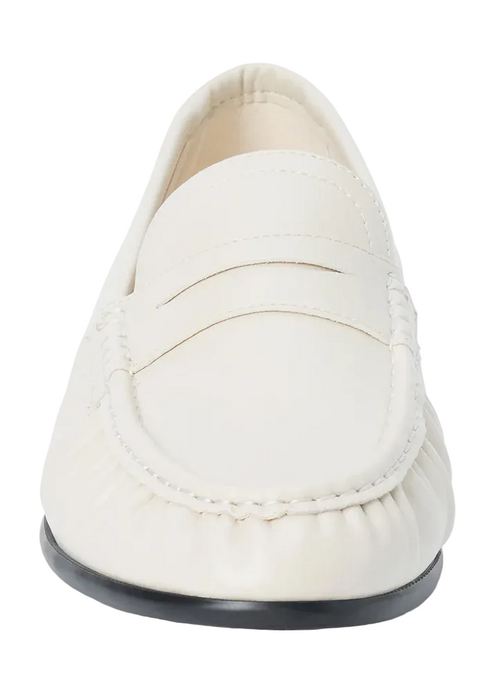 Carlton Loafer