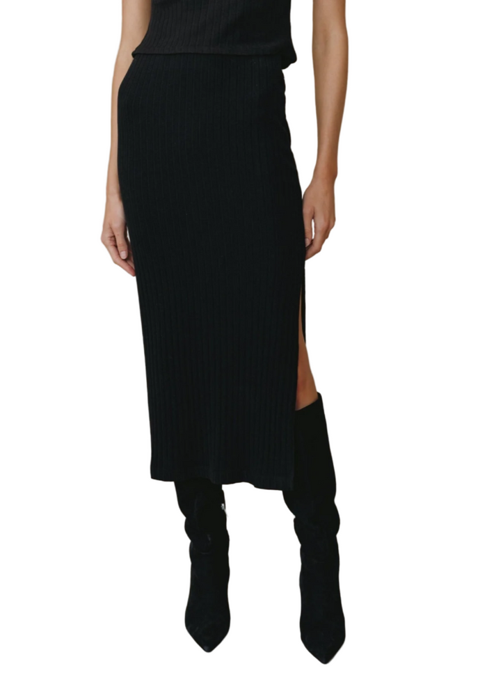 Clean Waist Knit Skirt w/ Side Slit - Black