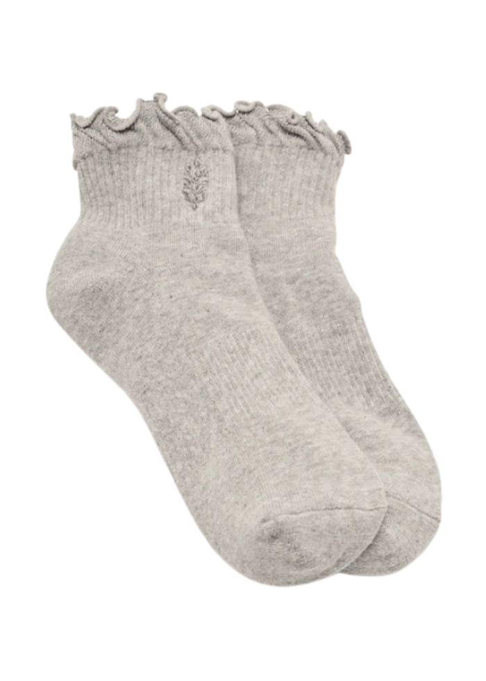 Classic Ruffle Socks