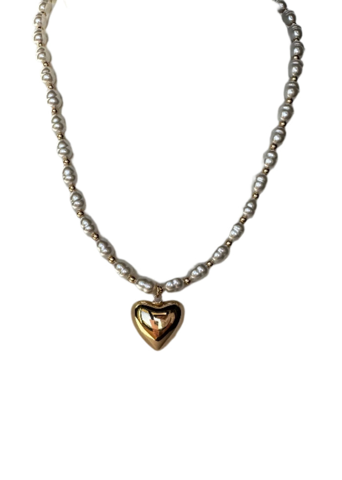 Puffy Heart Pendant Pearl Necklace