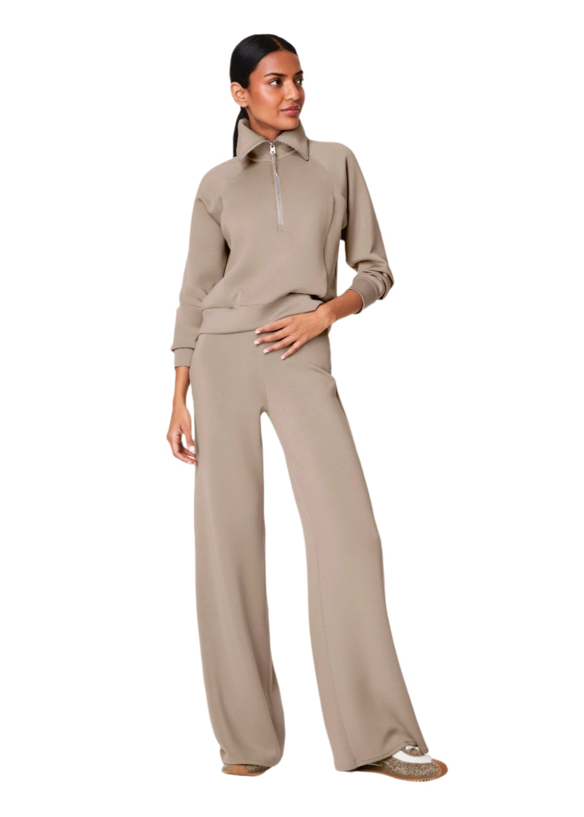 AirEssentials Wide Leg Pant